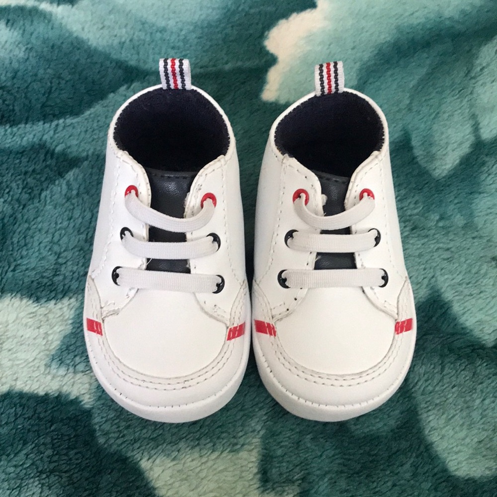 Baby shoes size: 2